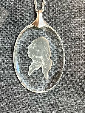 House of Goebel "Adoring Angel" pendant 1980 etched genuine Austrian crystal.